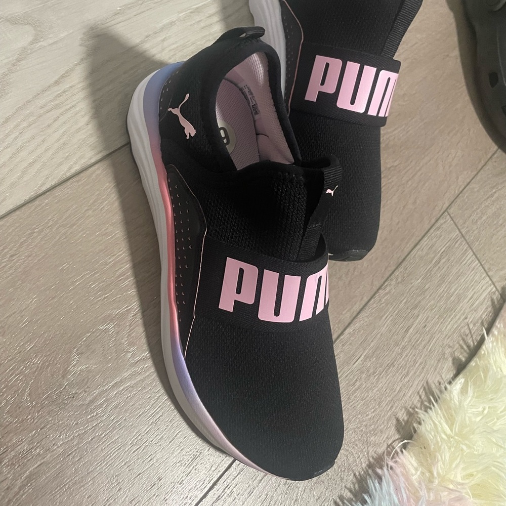 Brand new puma sneakers